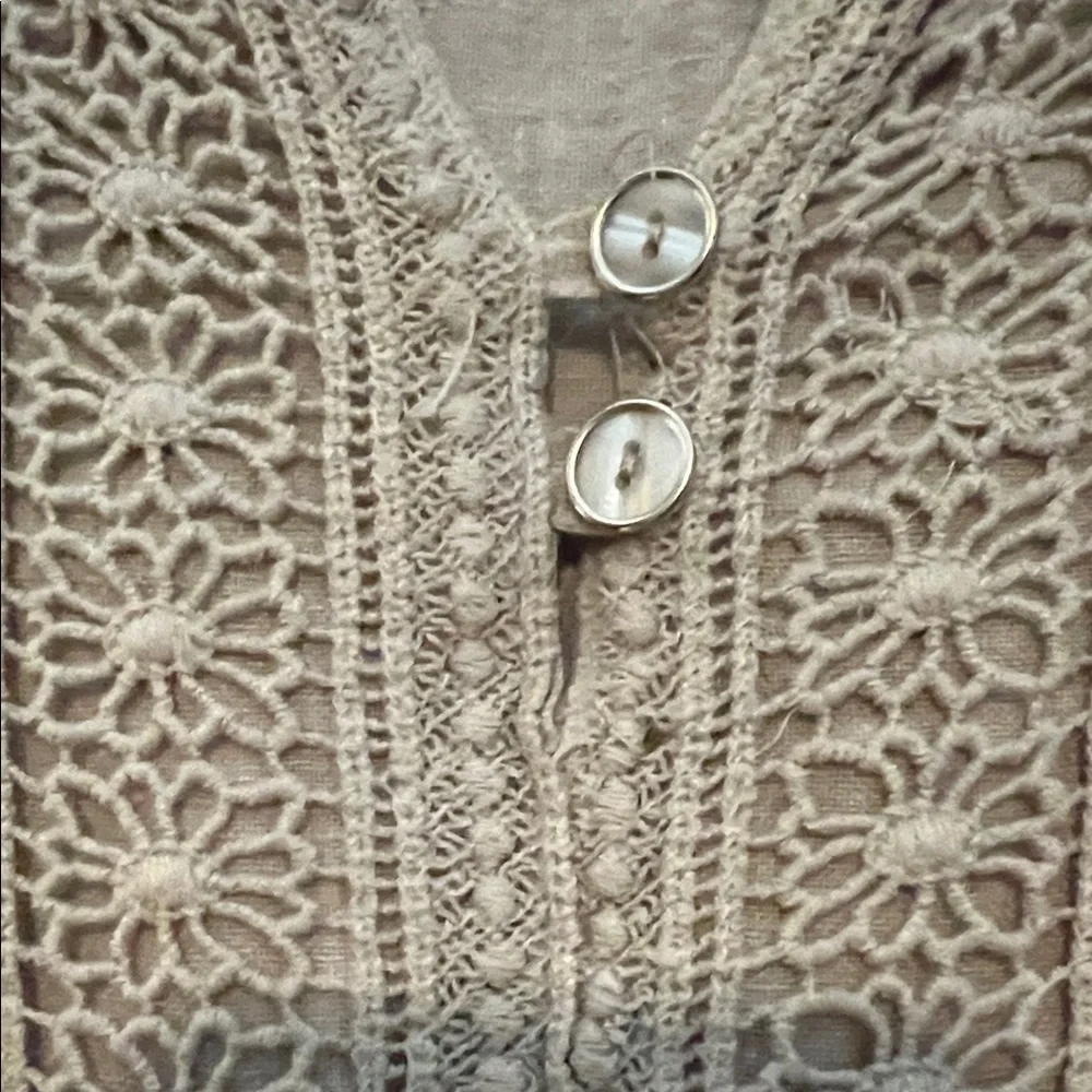 Women's Beige Linen Top - Picture 3 of 5